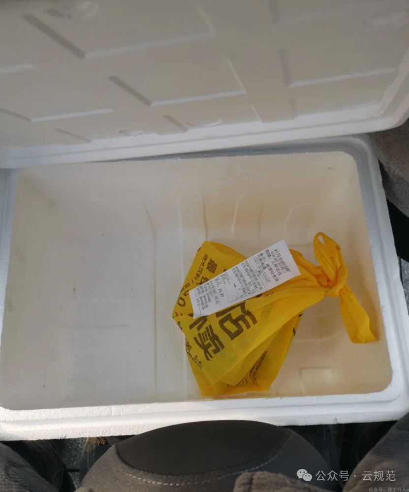 bb3651a810420d627aeefcd9cad1e883.png